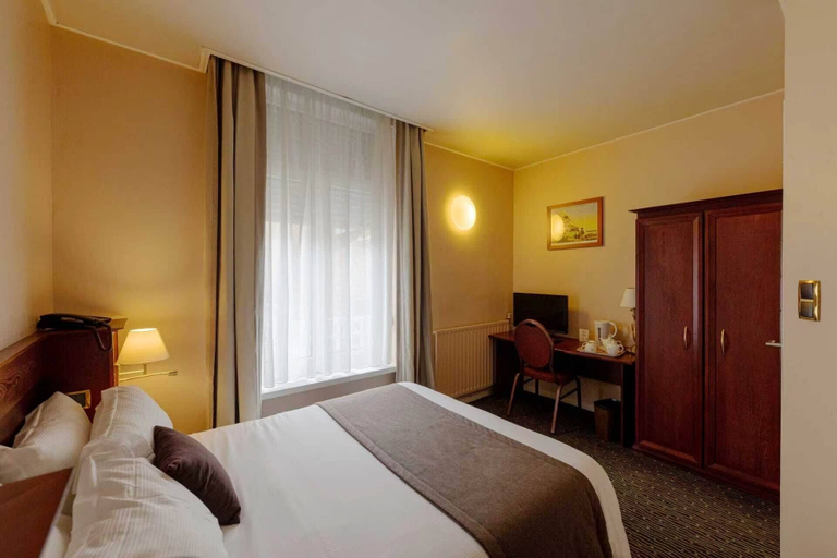 Bedroom 3, Hôtel Metropol, Pas-de-Calais