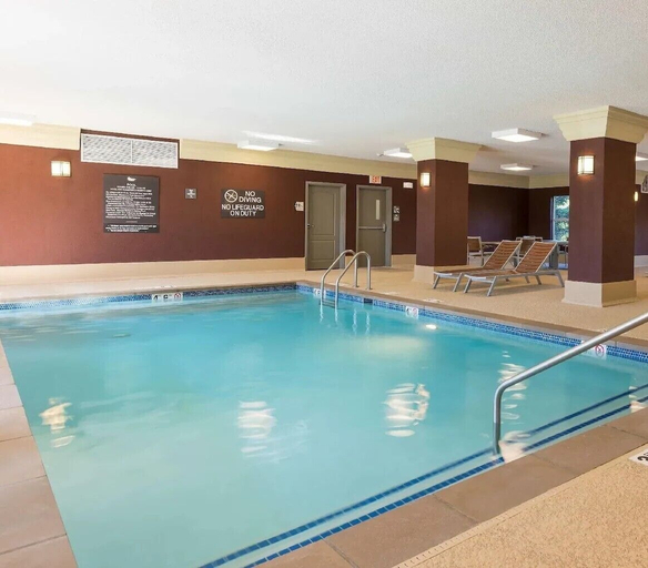 Sport & Beauty 5, Homewood Suites by Hilton Indianapolis Northwest, Indianapolis