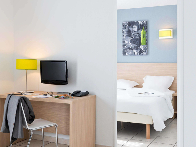 Bedroom 4, Aparthotel Adagio Access Nice Magnan, Alpes-Maritimes