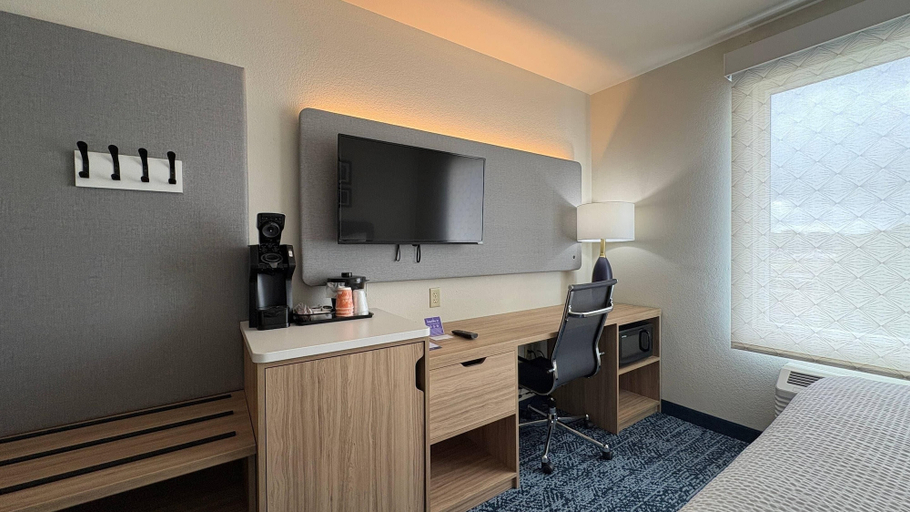 Others 5, Sleep Inn & Suites Fort Scott, Bourbon