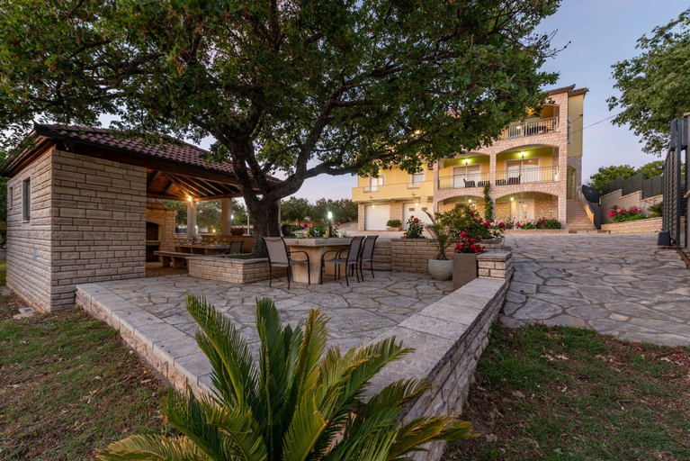 Exterior & Views 2, Villa Balen Zadarvillas, Benkovac