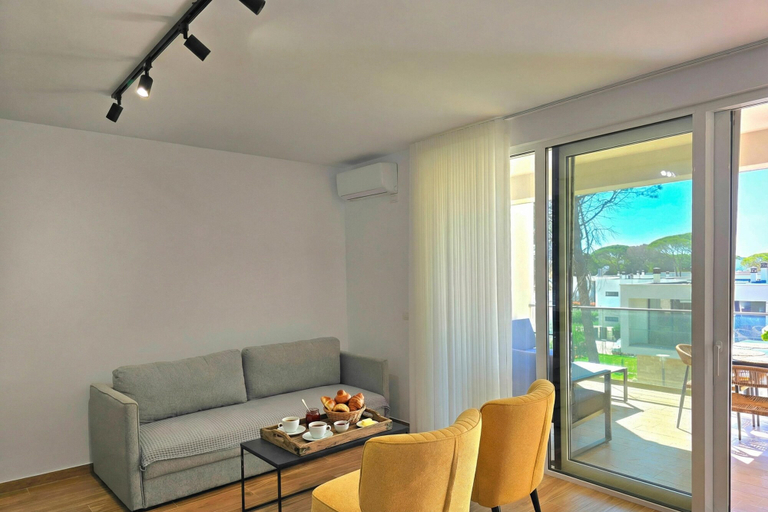 Living area 5, Aqua Bliss Apartment 296, Durrësit