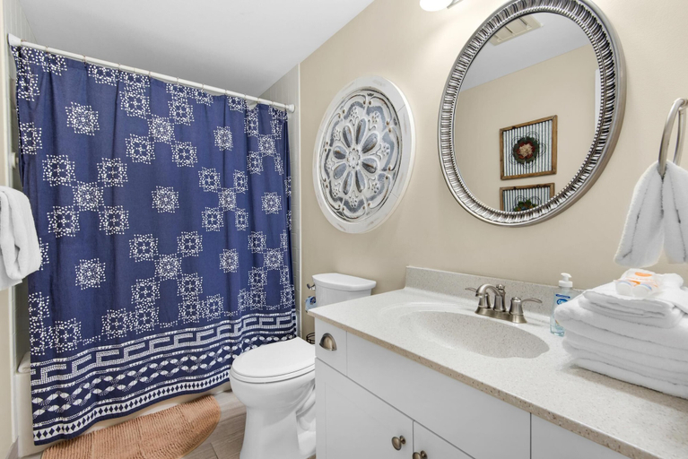 Bathroom 4, Navarre Towers 805, Escambia