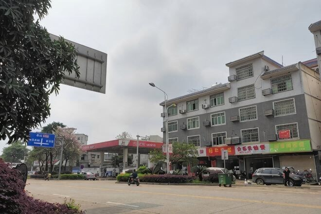 Exterior & Views 2, Liuzhou Yuexing Hotel, Liuzhou