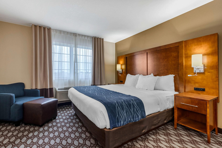 Bedroom 3, Comfort Inn Story City, Story