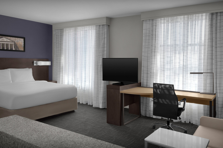 Bedroom 4, Residence Inn by Marriott Richmond Downtown, Richmond