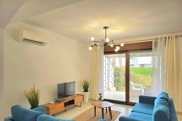 Others 2, Lalzit Bay Dream Villa, Durrësit