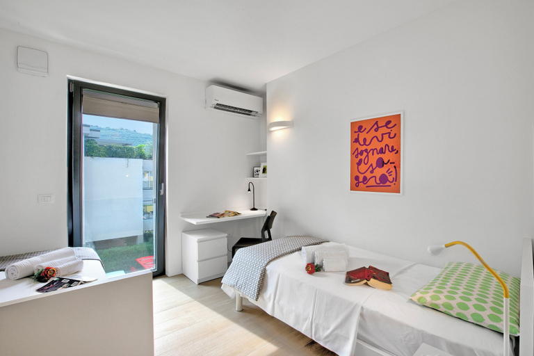 Room 5, Sole E Lago, Trento