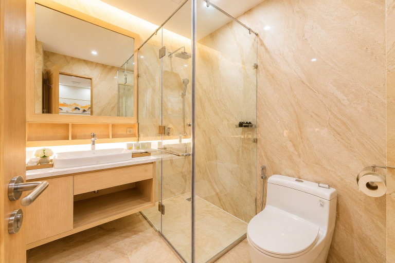 Bathroom 5, Canary Gold Hotel Quy Nhơn, Beachfront, Qui Nhơn