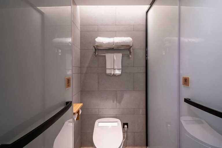 Bathroom 4, Yishan Meiyuan Hotel, Fuzhou