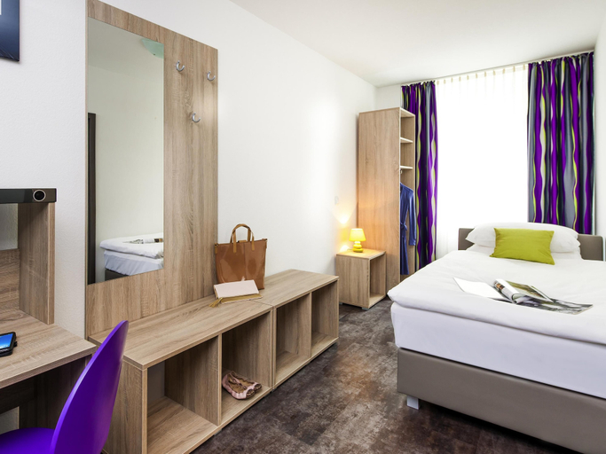 Bedroom 5, ibis Styles Arnsberg Sauerland, Hochsauerlandkreis