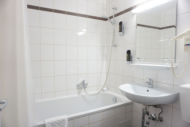 Bathroom 5, Hotel Kaffeemühle, Wien