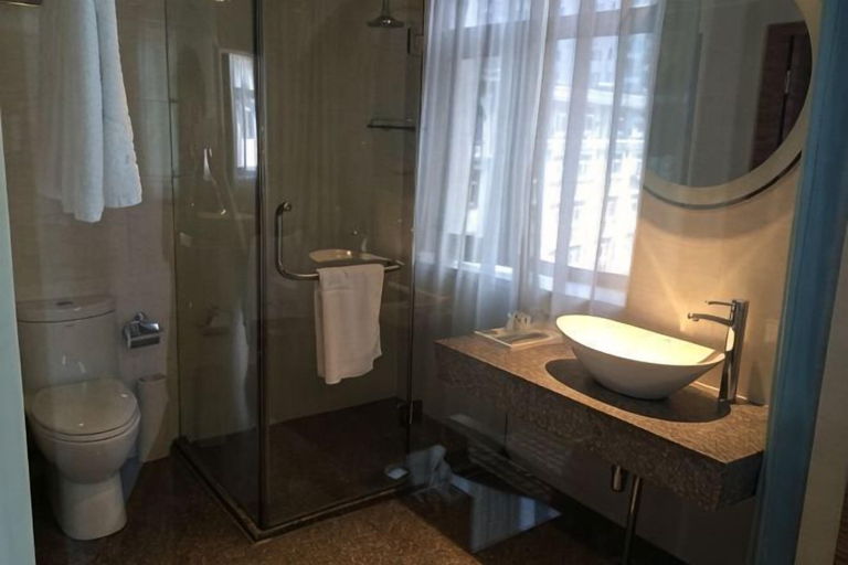 Bathroom 3, Jinyuwan Hotel, Dalian