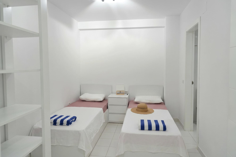 Room 4, Aqua Bliss Apartment 296, Durrësit