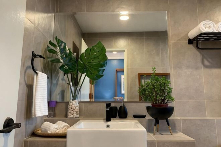 Bathroom 4, Deluxe Holiday Studio Suite @ Timurbay w/ Seaview, Kuantan