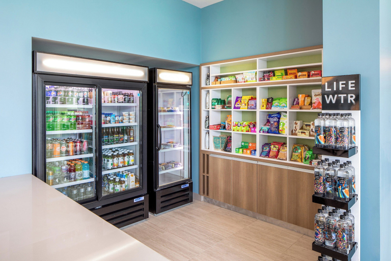 Food & Drinks, Element by Marriott Bentonville, Benton