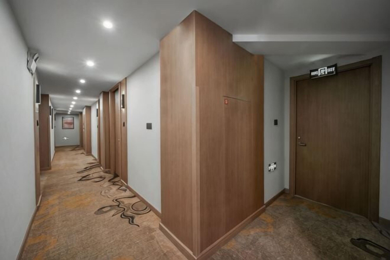 Others 5, Runjia movie hotel, Huzhou