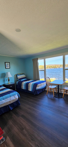 Bedroom 3, St. Ann's Motel, Victoria