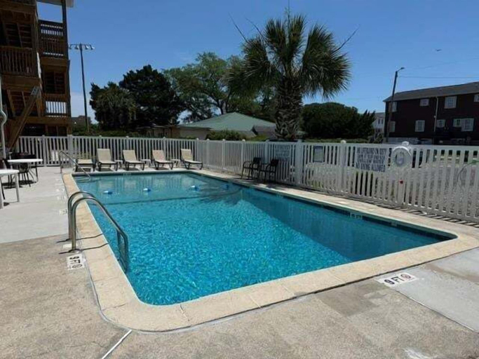 Pool 5, Colony Iii 203 2 Bedroom Condo by RedAwning, Horry
