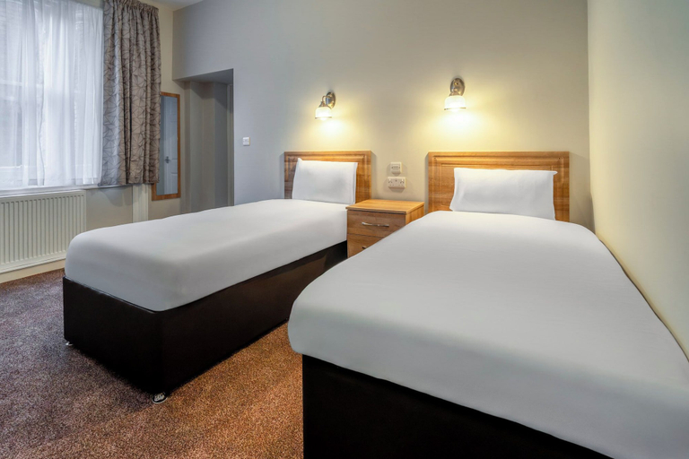 Bedroom 3, North Stafford Hotel Town Centre, Stoke-on-Trent
