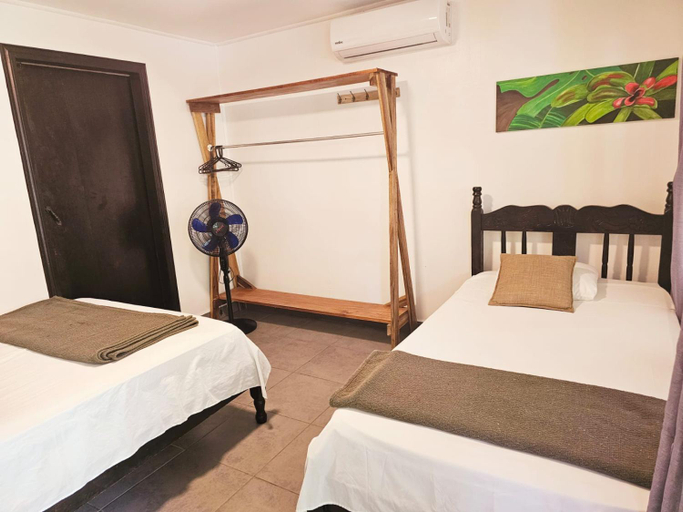 Bedroom 3, La Casona Eco-Lodge Tortuguero, Pococí