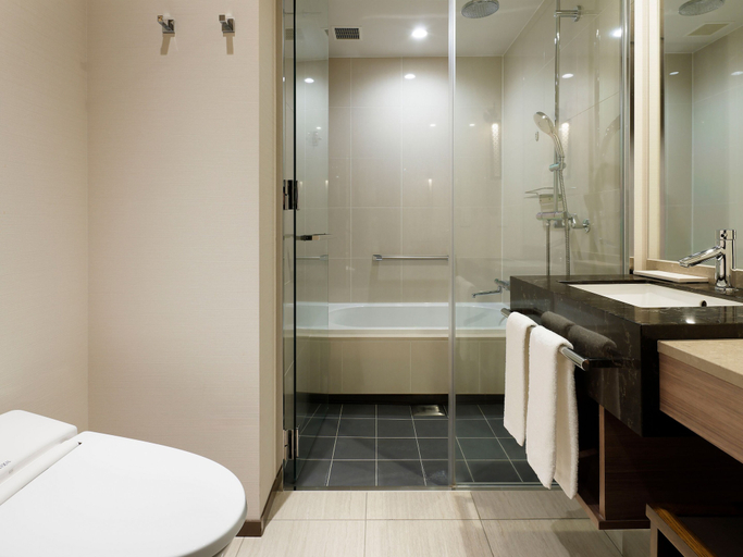 Bathroom 5, Hotel The Celestine Ginza, Chūō