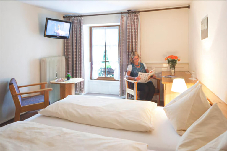 Bedroom 4, Vier Lowen, Lörrach