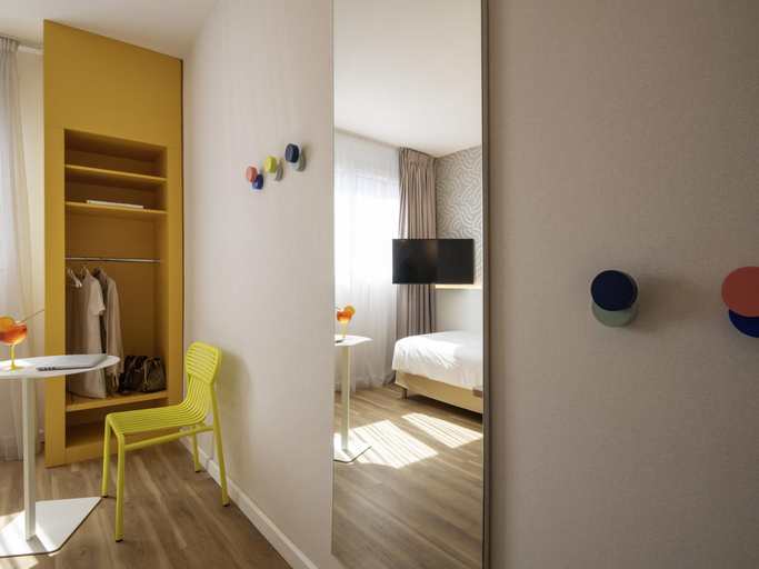 Bedroom 2, ibis Styles Nice Cap 3000 Airport, Alpes-Maritimes