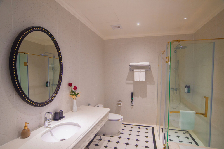 Bathroom 4, Hotel Công Tử Bạc Liêu, Bạc Liêu