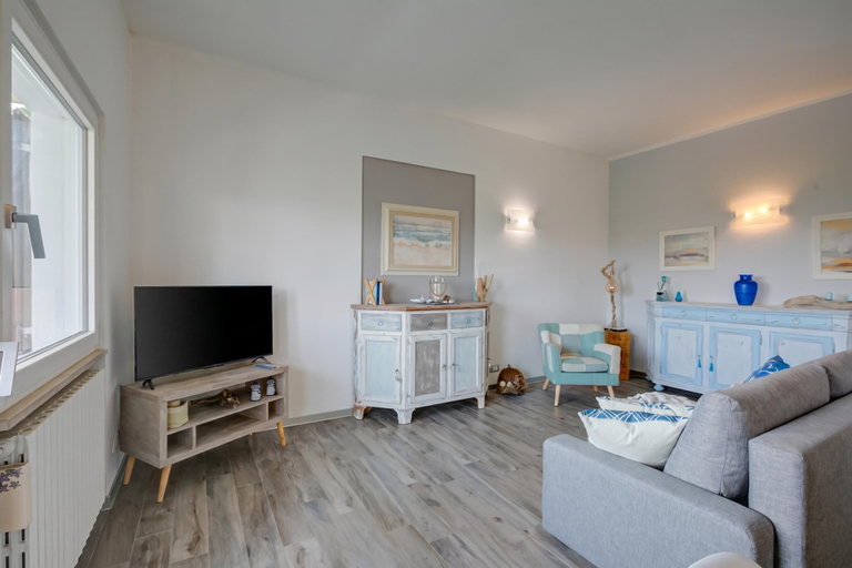 Living area 4, Villa Ulivi private Pool & Lake View, Brescia