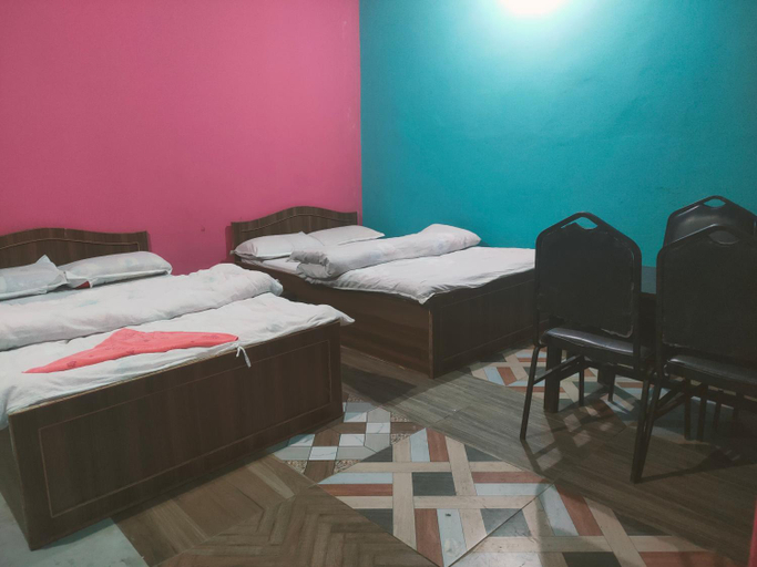 Others 4, Hotel crunchy shadowbegnas, Gandaki