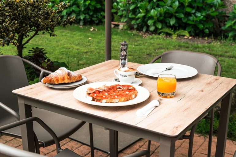 Food & Drinks 5, Hotel EntreRobles, Pontevedra