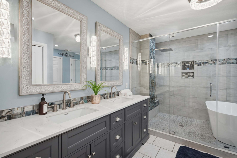 Bathroom 3, Sunset View 3 BDR Close to Downtown!, Gilmer