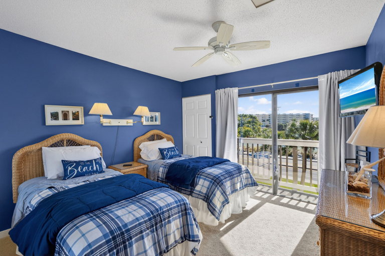 Bedroom 2, Coastal Lakehouse Condo on Siesta Key Public Beach, Sarasota