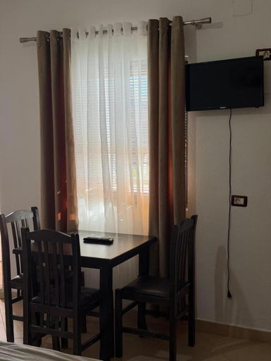 Others 4, Aleks Hotel, Shkodrës
