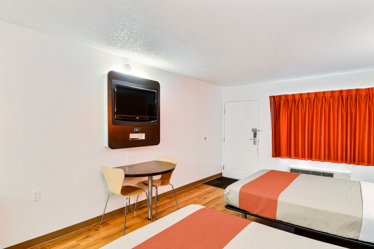 Bedroom 3, Motel 6 Tewksbury, Ma - Boston GA, Middlesex