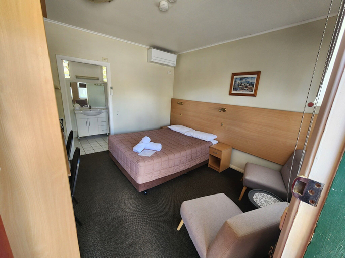 Others 5, Murrurundi Motel, Upper Hunter Shire
