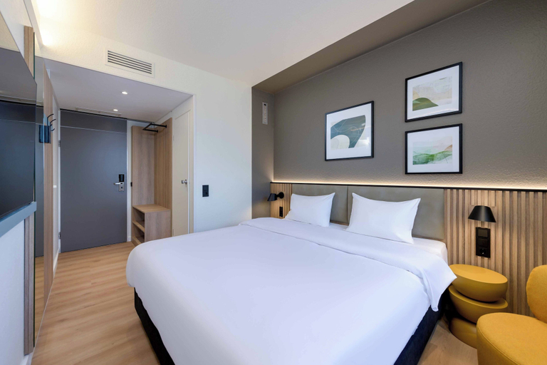 Bedroom 3, ibis Paderborn City, Paderborn