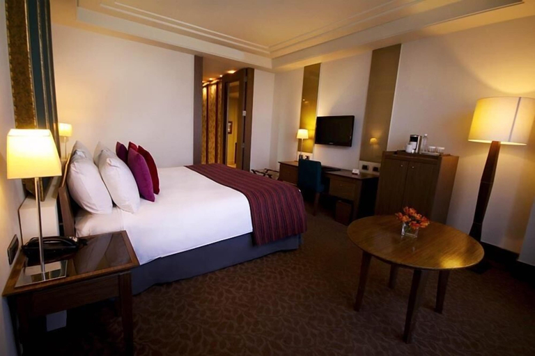 Bedroom 3, Hotel Hesperia de Valencia, Valencia