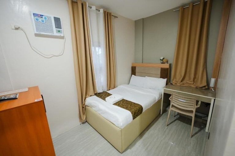 Room 4, Casa Familia Hotel, Aurora