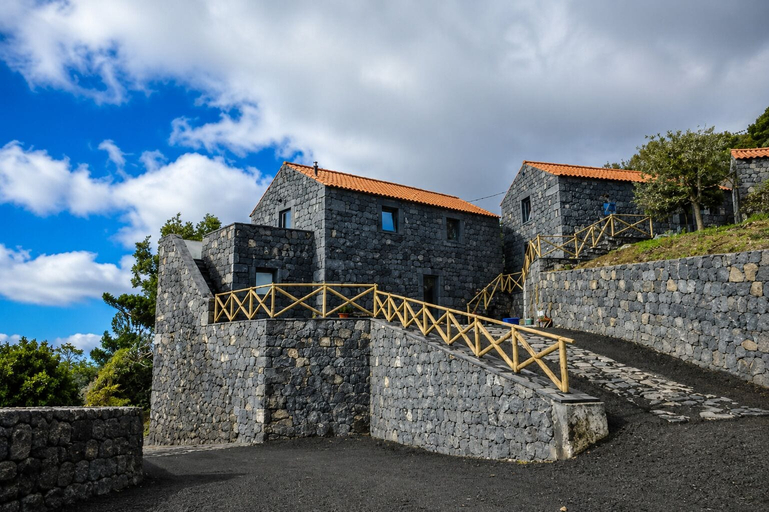 Exterior, Quinta do Caminho da Igreja, Velas