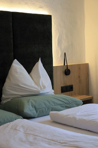 Bedroom 2, Gasthof Sterzingerhof, Bolzano