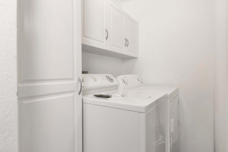 Laundry, 2613-shiloh Woods Cabin, San Bernardino