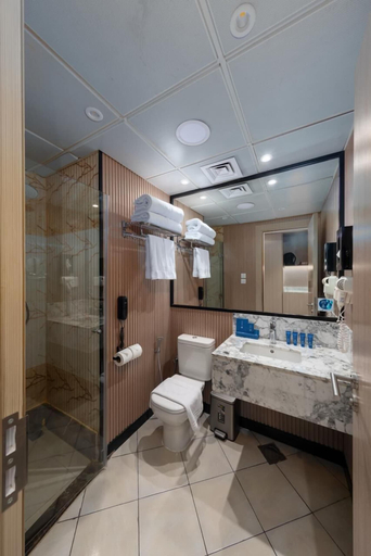 Bathroom 5, Jiwar Al Madina Hotel, Al Madinah Al Munawwarah