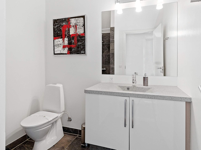 Bathroom 4, 5 star holiday home in Blokhus, Jammerbugt