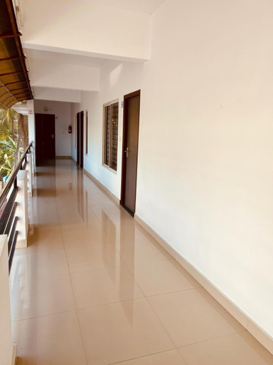 Others 4, Amalas Lodge, Thiruvananthapuram