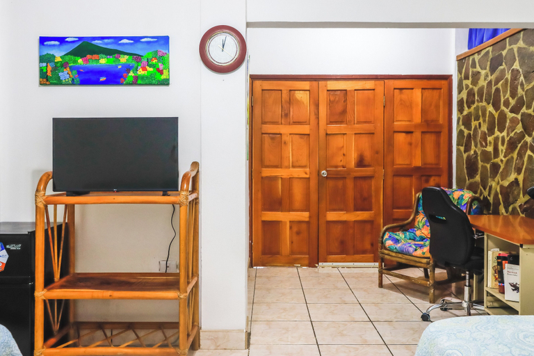 Interior 5, Hotel Gracia, Tola