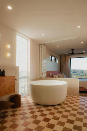 Bathroom 5, Hillcrest Merimbulaa, Bega Valley