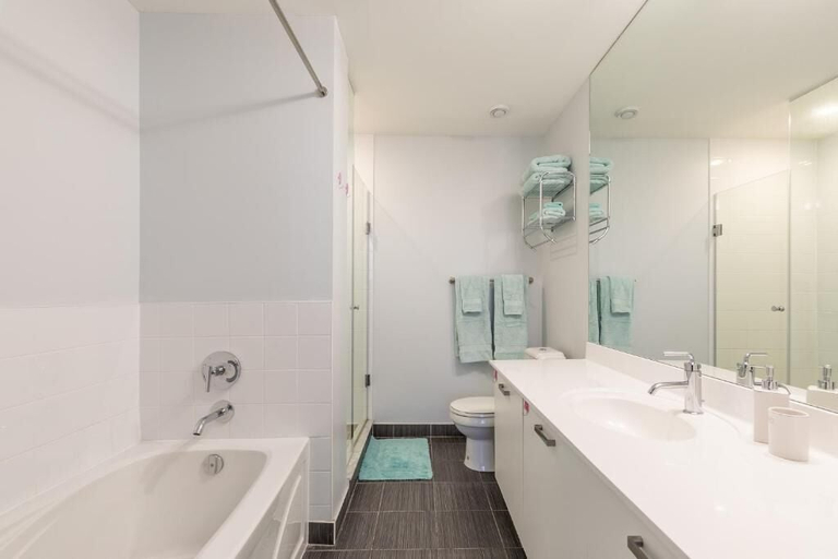 Bathroom 3, City Explorer Suites, Toronto