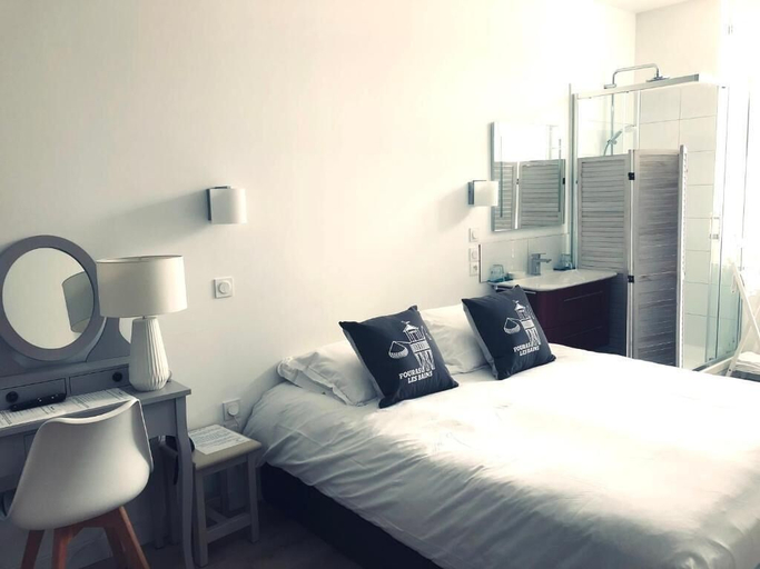 Room 2, Hôtel Le Galet Bleu, Charente-Maritime